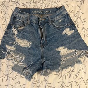 American eagle shorts!